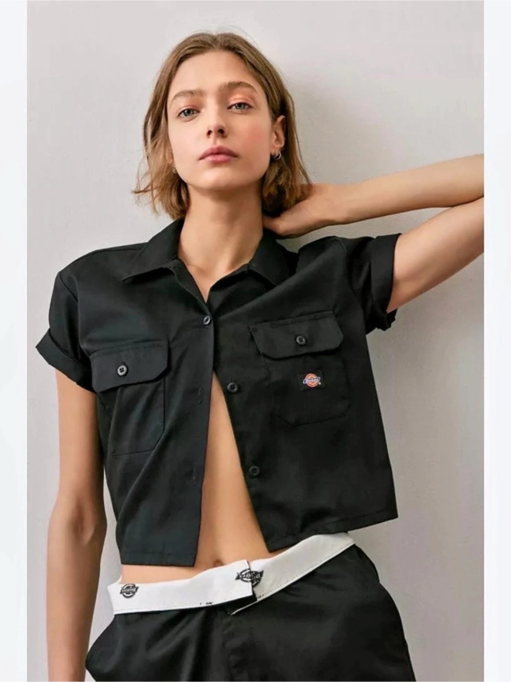 Dickies Women's Cropped Short-Sleeve Work Shirt Blue Large